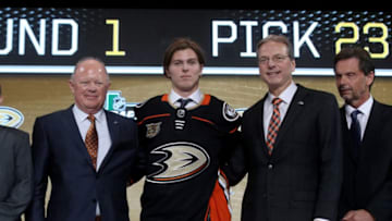 DALLAS, TX - JUNE 22: Isac Lundestrom poses after being selected twenty-third overall by the Anaheim Ducks during the first round of the 2018 NHL Draft at American Airlines Center on June 22, 2018 in Dallas, Texas. (Photo by Bruce Bennett/Getty Images)
