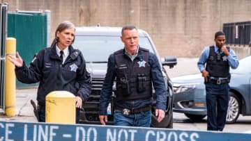CHICAGO P.D. -- "Trigger" Episode 607 -- Pictured: (l-r) Amy Morton as Desk Sgt. Trudy Platt, Jason Beghe as Sgt. Hank Voight, -- (Photo by: Matt Dinerstein/NBC)