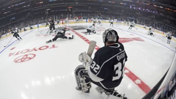 LOS ANGELES, CA - JANUARY 15: Jonathan Quick #32 of the Los Angeles Kings warms up before a game against the San Jose Sharks at STAPLES Center on January 15, 2018 in Los Angeles, California. (Photo by Adam Pantozzi/NHLI via Getty Images) *** Local Caption ***