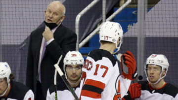 New Jersey Devils head coach Lindy Ruff (left): (Charles LeClaire-USA TODAY Sports)