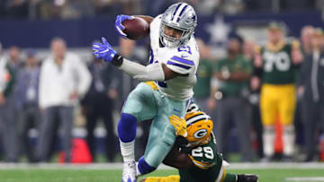 ARLINGTON, TX - JANUARY 15: Ezekiel Elliott