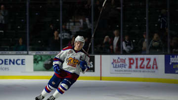 EVERETT, WA - OCTOBER 12: Edmonton Oil Kings forward Trey Fix-Wolansky (27) accepts the game's second award star after a game between the Everett Silvertips and the Edmonton Oil Kings on October 12, 2018 at Angel of the Winds Arena in Everett, WA. (Photo by Christopher Mast/Icon Sportswire via Getty Images)