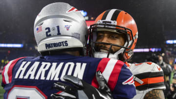FOXBOROUGH, MA - OCTOBER 27: Odell Beckham Jr. #13 of the Cleveland Browns talks with Duron Harmon #21 of the New England Patriots (Photo by Billie Weiss/Getty Images)
