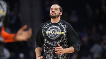 MINNEAPOLIS, MN - JANUARY 12: Joakim Noah #13 of the New York Knicks warms up before the game against the Minnesota Timberwolves on January 12, 2018 at Target Center in Minneapolis, Minnesota. Copyright 2018 NBAE (Photo by Jordan Johnson/NBAE via Getty Images)