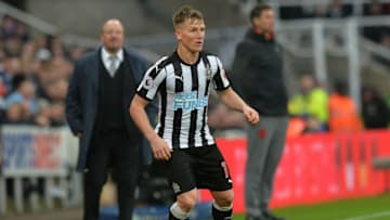NEWCASTLE UPON TYNE, ENGLAND - MARCH 10: Matt Ritchie of Newcastle in action during the Premier League match between Newcastle United and Southampton at St. James Park on March 10, 2018 in Newcastle upon Tyne, England. (Photo by Mark Runnacles/Getty Images)
