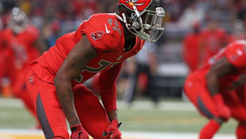 Dec 17, 2015 St. Louis, MO, USA; Tampa Bay Buccaneers cornerback Johnthan Banks (27) against the St. Louis Rams at the Edward Jones Dome. The Rams won 31-23. Mandatory Credit: Aaron Doster-USA TODAY Sports
