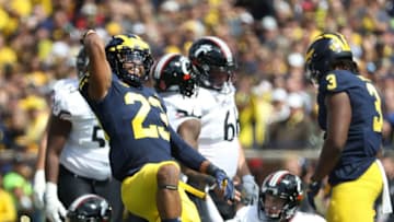 ANN ARBOR, MI - SEPTEMBER 9: Tyree Kinnel