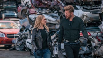 CHICAGO P.D. -- "Descent" Episode 609 -- Pictured: (l-r) Tracy Spiridakos as Det. Hailey Upton, Patrick John Flueger as Det. Adam Ruzek -- (Photo by: Matt Dinerstein/NBC)