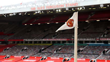 Manchester United flag. (Photo by Martin Rickett / POOL / AFP) / RESTRICTED TO EDITORIAL USE. No use with unauthorized audio, video, data, fixture lists, club/league logos or 'live' services. Online in-match use limited to 120 images. An additional 40 images may be used in extra time. No video emulation. Social media in-match use limited to 120 images. An additional 40 images may be used in extra time. No use in betting publications, games or single club/league/player publications. / (Photo by MARTIN RICKETT/POOL/AFP via Getty Images)