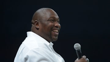 Colorado football hiring seven-time Pro Bowl defensive tackle Warren Sapp, who has an interest in Boulder, would be a "huge bonus" Mandatory Credit: Kirby Lee-USA TODAY Sports