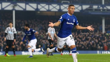 LIVERPOOL, ENGLAND - DECEMBER 05: Richarlison of Everton celebrates after scoring his team's first goal during the Premier League match between Everton FC and Newcastle United at Goodison Park on December 5, 2018 in Liverpool, United Kingdom. (Photo by Matthew Lewis/Getty Images)