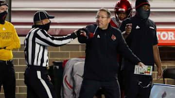 Louisville Cardinals head coach Scott Satterfield (C) gestures from the sideline during the second half of their game against the Boston College Eagles at Alumni Stadium. Mandatory Credit: Winslow Townson-USA TODAY Sports
