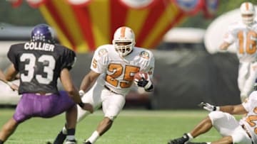 1 Jan 1997: Tailback Jay Graham of the Tennessee Volunteers carries the ball during the Citrus Bowl game against the Northwestern Wildcats in Orlando, Florida. Tennessee won the game 48-28. Mandatory Credit: Andy Lyons /Allsport