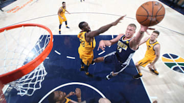 SALT LAKE CITY, UT - NOVEMBER 28: Mason Plumlee #24 of the Denver Nuggets dunks against the Utah Jazz on November 28, 2017 at vivint.SmartHome Arena in Salt Lake City, Utah. NOTE TO USER: User expressly acknowledges and agrees that, by downloading and or using this Photograph, User is consenting to the terms and conditions of the Getty Images License Agreement. Mandatory Copyright Notice: Copyright 2017 NBAE (Photo by Melissa Majchrzak/NBAE via Getty Images)