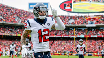 KANSAS CITY, MISSOURI - JANUARY 12: Kenny Stills #12 of the Houston Texans celebrates his 54-yard touchdown reception during the first quarter against the Kansas City Chiefs in the AFC Divisional playoff game at Arrowhead Stadium on January 12, 2020 in Kansas City, Missouri. (Photo by Tom Pennington/Getty Images)