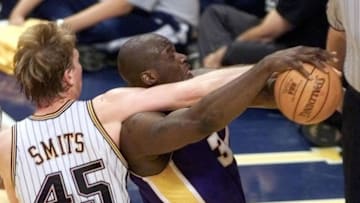 Indiana Pacers, Rik Smits (Photo credit should read DON EMMERT/AFP via Getty Images)