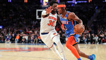 OKC Thunder guard Shai Gilgeous-Alexander (2) drives pat New York Knicks forward Julius Randle: Wendell Cruz-USA TODAY Sports