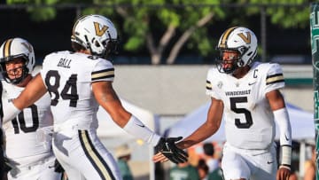 Mike Wright, Justin Ball, Vanderbilt Commodores. (Photo by Darryl Oumi/Getty Images)