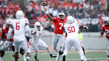 COLUMBUS, OH - SEPTEMBER 08: Dwayne Haskins #7 of the Ohio State Buckeyes throws for a 38-yard touchdown in the first quarter of the game against the Rutgers Scarlet Knights at Ohio Stadium on September 8, 2018 in Columbus, Ohio. (Photo by Joe Robbins/Getty Images)