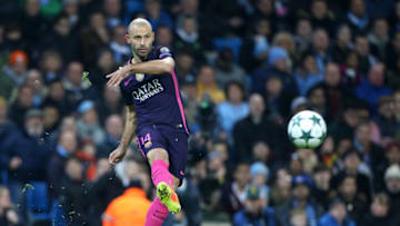 MANCHESTER, ENGLAND - NOVEMBER 1: Javier Mascherano of FC Barcelona in action during the UEFA Champions League match between Manchester City FC and FC Barcelona at Etihad Stadium on November 1, 2016 in Manchester, England. (Photo by Jean Catuffe/Getty Images)