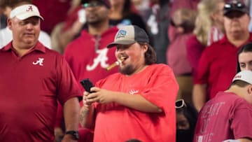 Alabama fans. (Syndication: The Knoxville News-Sentinel)