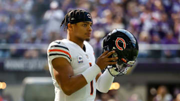 MINNEAPOLIS - OCTOBER 09: Justin Fields #1 of the Chicago Bears looks on before the start of the game at U.S. Bank Stadium in Minneapolis, Minnesota. The Vikings defeated the Bears 29-22. (Photo by David Berding/Getty Images).