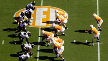 Tennessee quarterback Jarrett Guarantano (2) calls for the snap during a SEC conference football game between the Tennessee Volunteers and the Missouri Tigers held at Neyland Stadium in Knoxville, Tenn., on Saturday, October 3, 2020.Kns Ut Football Missouri Bp