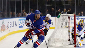 NEW YORK, NY - OCTOBER 10: Kevin Hayes