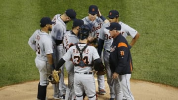 CHICAGO, ILLINOIS - SEPTEMBER 28: Pitching coach Rick Anderson #4 of the Detroit Tigers visits the mound during the second inning of a game against the Chicago White Sox at Guaranteed Rate Field on September 28, 2019 in Chicago, Illinois. (Photo by Nuccio DiNuzzo/Getty Images)