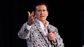 CHICAGO, IL - AUGUST 22: Bruce Campbell attends Wizard World Comic Con Chicago 2015 at Donald E. Stephens Convention Center on August 22, 2015 in Chicago, Illinois. (Photo by Daniel Boczarski/Getty Images)