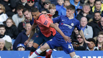 LONDON, ENGLAND - MARCH 08: Richarlison of Everton and Billy Gilmour of Chelsea during the Premier League match between Chelsea FC and Everton FC at Stamford Bridge on March 08, 2020 in London, United Kingdom. (Photo by Robin Jones/Getty Images)