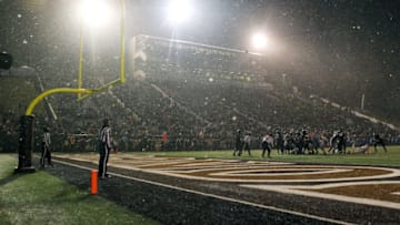 KALAMAZOO, MI - NOVEMBER 19: The Western Michigan Broncos attempt a field goal in the third quarter against the Buffalo Bulls at Waldo Stadium on November 19, 2016 in Kalamazoo, Michigan. (Photo by Dylan Buell/Getty Images)