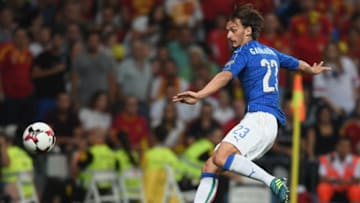 MADRID, SPAIN - SEPTEMBER 02: Manolo Gabbiadini of Italy in action during the FIFA 2018 World Cup Qualifier between Spain and Italy at Estadio Santiago Bernabeu on September 2, 2017 in Madrid, Spain. (Photo by Claudio Villa/Getty Images)