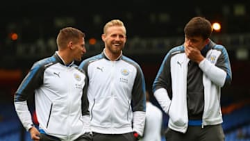 LONDON, ENGLAND - APRIL 28: Marc Albrighton, Kasper Schmeichel and Harry Maguire of Leicester City inspect the pitch during the Premier League match between Crystal Palace and Leicester City at Selhurst Park on April 28, 2018 in London, England. (Photo by Clive Rose/Getty Images)