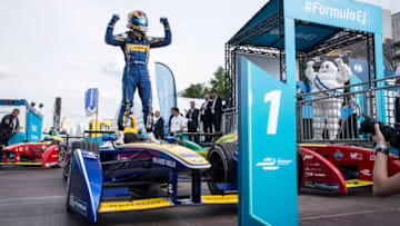 2015/2016 FIA Formula E Championship.Berlin ePrix, Berlin, Germany.Saturday 21 May 2016.Sebastien Buemi (SUI), Renault e.Dams Z.E.15 celebrates in Parc fermePhoto: Andrew Ferraro/LAT/Formula Eref: Digital Image _14P4622