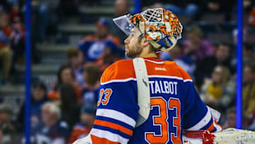 Jan 2, 2016; Edmonton, Alberta, CAN; Edmonton Oilers goalie Cam Talbot (33) against the Arizona Coyotes during the second period at Rexall Place. Edmonton Oilers won 4-3. Mandatory Credit: Sergei Belski-USA TODAY Sports