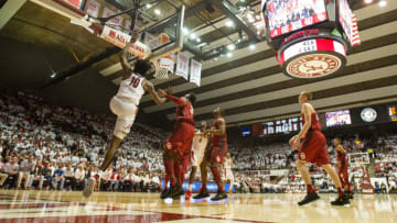 TUSCALOOSA, AL - JANUARY 27: Herbert Jones
