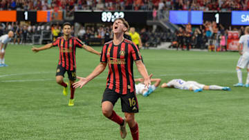 ATLANTA, GA SEPTEMBER 21: Atlanta's Emerson Hyndman (16) reacts after scoring the go-ahead goal during the MLS match between the San Jose Earthquakes and Atlanta United FC on September 21st, 2019 at Mercedes-Benz Stadium in Atlanta, GA. (Photo by Rich von Biberstein/Icon Sportswire via Getty Images)