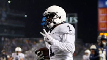 PITTSBURGH, PA - SEPTEMBER 08: KJ Hamler #1 of the Penn State Nittany Lions celebrates after rushing for a 32 yard touchdown i the first half against the Pittsburgh Panthers on September 8, 2018 at Heinz Field in Pittsburgh, Pennsylvania. (Photo by Justin K. Aller/Getty Images)