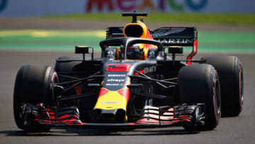 MEXICO CITY, MEXICO - OCTOBER 26: Daniel Ricciardo of Australia driving the (3) Aston Martin Red Bull Racing RB14 TAG Heuer on track during practice for the Formula One Grand Prix of Mexico at Autodromo Hermanos Rodriguez on October 26, 2018 in Mexico City, Mexico. (Photo by Charles Coates/Getty Images)
