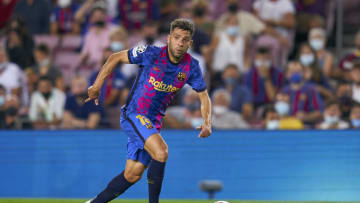 BARCELONA, SPAIN - SEPTEMBER 14: Jordi Alba of FC Barcelona runs with the ball during the UEFA Champions League group E match between FC Barcelona and Bayern München at Camp Nou on September 14, 2021 in Barcelona, Spain. (Photo by Pedro Salado/Quality Sport Images/Getty Images)
