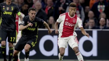 AMSTERDAM, NETHERLANDS - APRIL 10: (L-R) Miralem Pjanic of Juventus, David Neres of Ajax during the UEFA Champions League match between Ajax v Juventus at the Johan Cruijff Arena on April 10, 2019 in Amsterdam Netherlands (Photo by Eric Verhoeven/Soccrates/Getty Images)