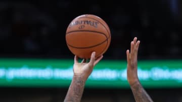 CHICAGO, USA - OCTOBER 08: DeMarcus Cousins (0) of New Orleans Pelicans in action during a preseason NBA game between Chicago Bulls and New Orleans Pelicans at the United Center on October 8, 2017 in Chicago, United States. (Photo by Bilgin S. Sasmaz/Anadolu Agency/Getty Images)