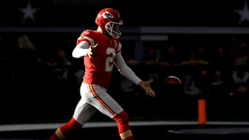 ARLINGTON, TX - NOVEMBER 05: Dustin Colquitt #2 of the Kansas City Chiefs punts against the Dallas Cowboys in the first quater of a football game at AT&T Stadium on November 5, 2017 in Arlington, Texas. (Photo by Ronald Martinez/Getty Images)