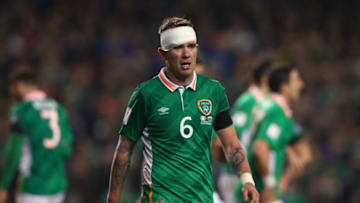 DUBLIN, IRELAND - MARCH 24: An injured Glenn Whelan of the Republic of Ireland looks on as he wears a head bandage during the FIFA 2018 World Cup Qualifier between Republic of Ireland and Wales at Aviva Stadium on March 24, 2017 in Dublin, Ireland. (Photo by Ian Walton/Getty Images)