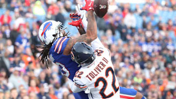 BUFFALO, NY - NOVEMBER 04: Kelvin Benjamin #13 of the Buffalo Bills drops a pass in the end zone in the fourth quarter during NFL game action as he is hit by Kevin Toliver II #22 of the Chicago Bears at New Era Field on November 4, 2018 in Buffalo, New York. (Photo by Tom Szczerbowski/Getty Images)