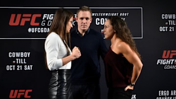 GDANSK, POLAND - OCTOBER 19: (L-R) Opponents Karolina Kowalkiewicz of Poland and Jodie Esquibel face off during the UFC Fight Night Media Day inside Ergo Arena on October 19, 2017 in Gdansk, Poland. (Photo by Jeff Bottari/Zuffa LLC/Zuffa LLC via Getty Images)