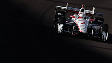 AVONDALE, AZ - APRIL 28: Helio Castroneves of Brazil, driver of the #3 Team Penske Chevrolet drives during practice for the Desert Diamond West Valley Phoenix Grand Prix at Phoenix International Raceway on April 28, 2017 in Avondale, Arizona. (Photo by Christian Petersen/Getty Images)