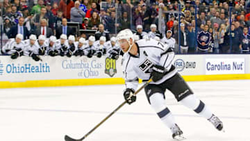 COLUMBUS, OH - DECEMBER 20: Jeff Carter #77 of the Los Angeles Kings controls the puck during the game against the Columbus Blue Jackets on December 20, 2016 at Nationwide Arena in Columbus, Ohio. (Photo by Kirk Irwin/Getty Images)