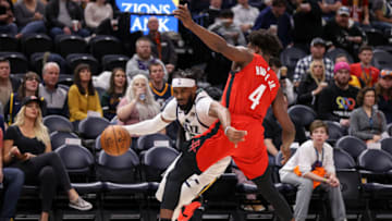Utah Jazz guard Mike Conley (Chris Nicoll-USA TODAY Sports)